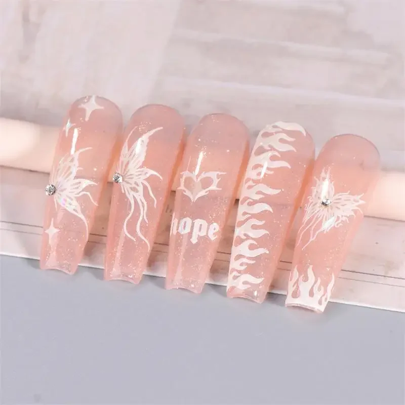 ใช้งานง่ายเลเซอร์เล็บสติกเกอร์ตกแต่งเล็บสติกเกอร์เล็บการออกแบบที่ไม่ซ้ํากัน Astral เล็บรูปลอกผีเสื้อ