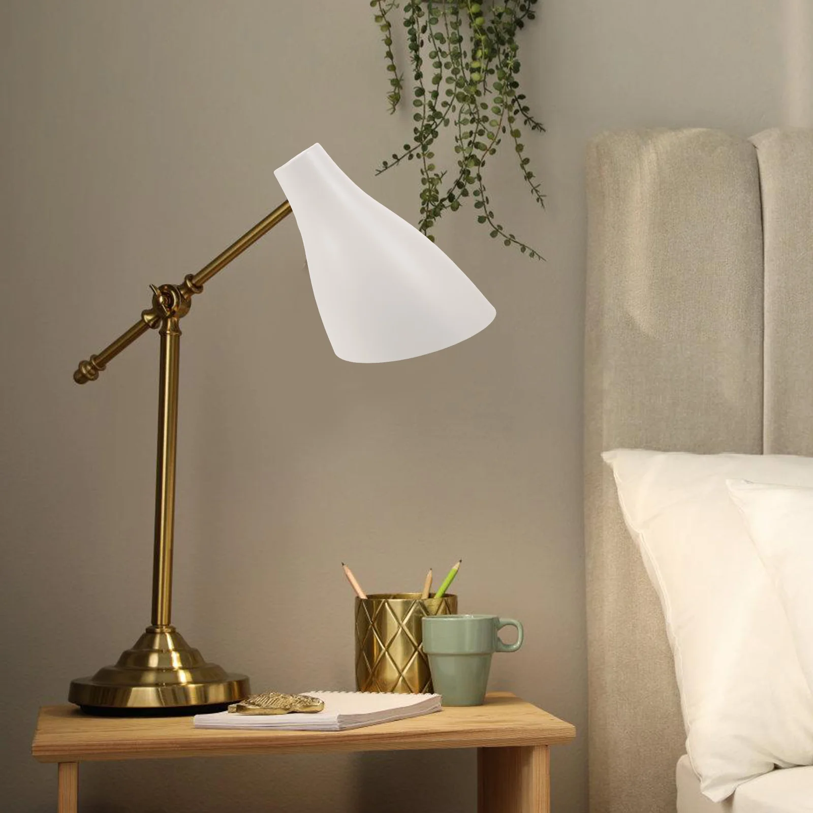 

1pcs Horseshoe Table Lamp Shade Replacement Cover Metal Lampshade For Home Hotel Bedroom Small Desk Lampshade