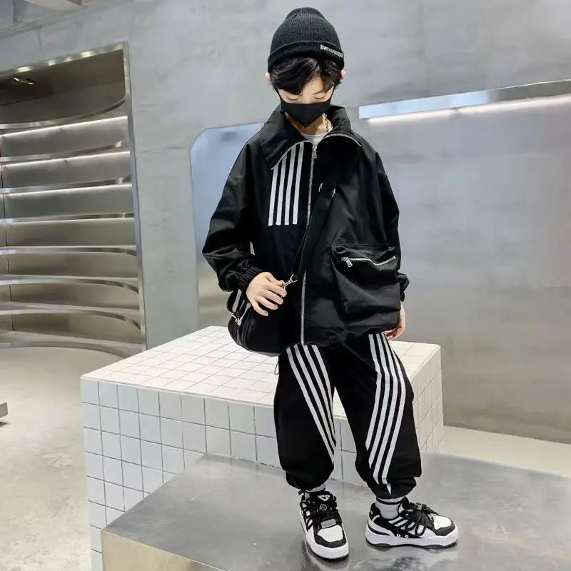 Children's Set Spring and Autumn New Boys' Handsome Black Casual Two Piece Set Children's Fashion Popular Student Clothing