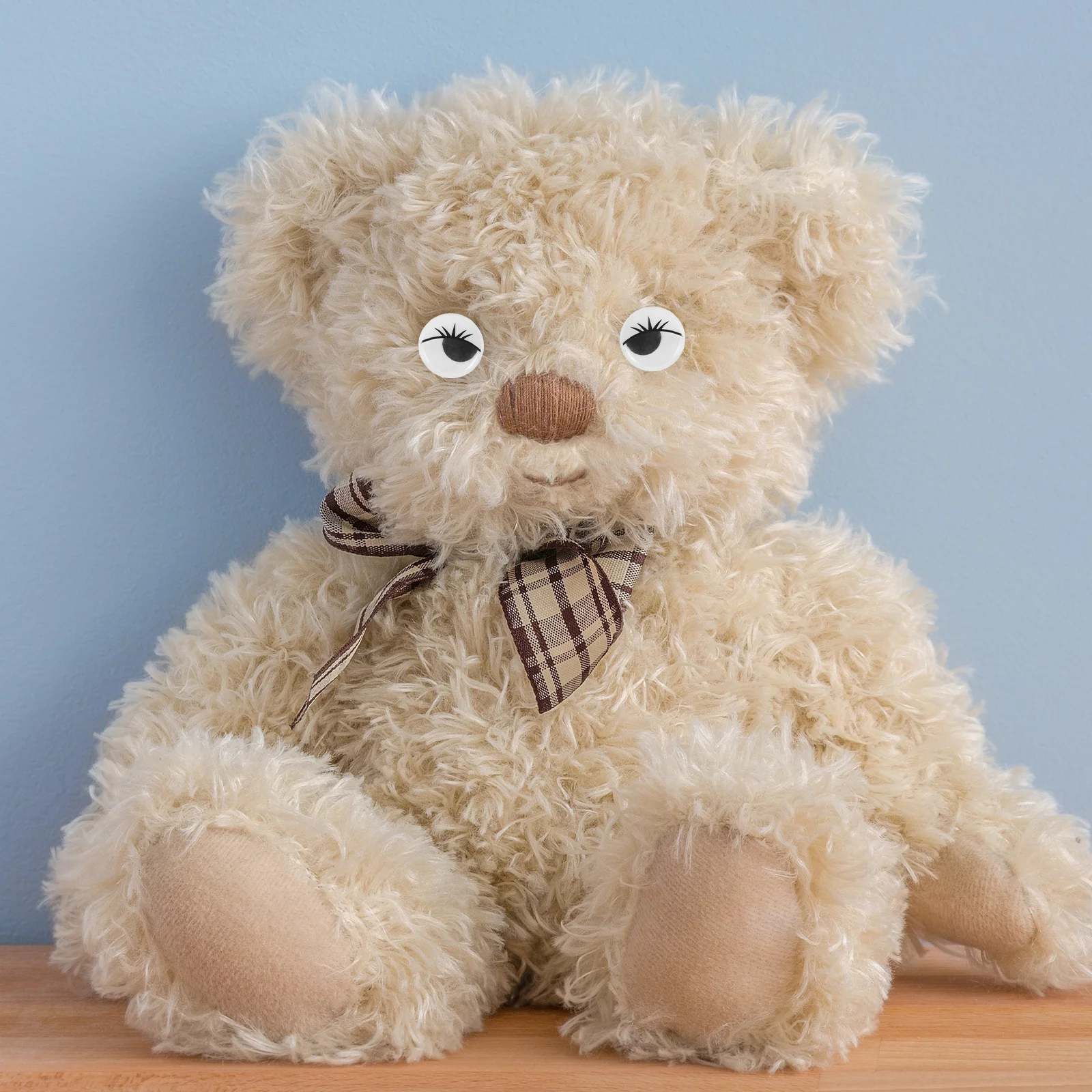 

200Pcs Animal Eye Stickers Self Adhesive Eyeball Patches for Kids Craft Material Wiggling Eyes Cartoon Decals Wiggling Eyes