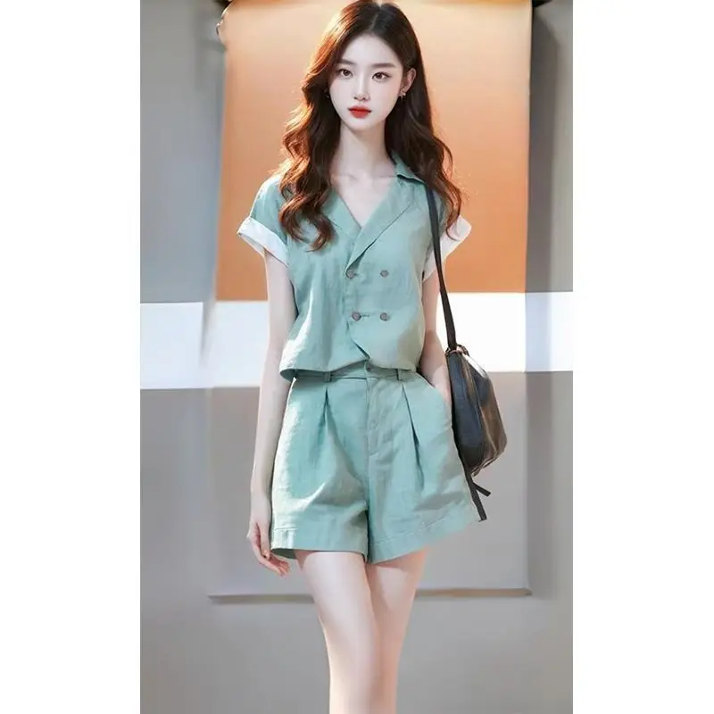 

Women's Korean Green Slim Notched Tops Short Pants Two Piece Suits 2025 New Lady Summer Shirt Trousers Outfits Safari Style Sets