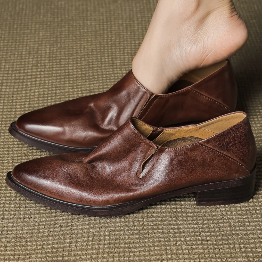 

Женские эластичные слипоны из коровьей кожи с круглым носком на плоской подошве, лоферы высокого качества, мягкие удобные мокасины, женская обувь в стиле ретро, распродажа