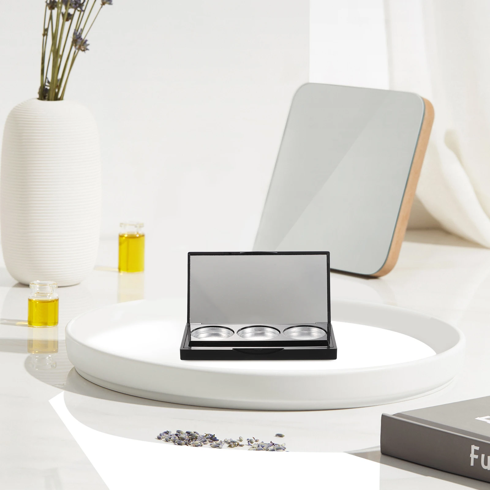 Paleta de sombra de ojos portátil, organizador de maquillaje magnético recargable de 3 rejillas, contenedores vacíos para viaje, rubor Diy