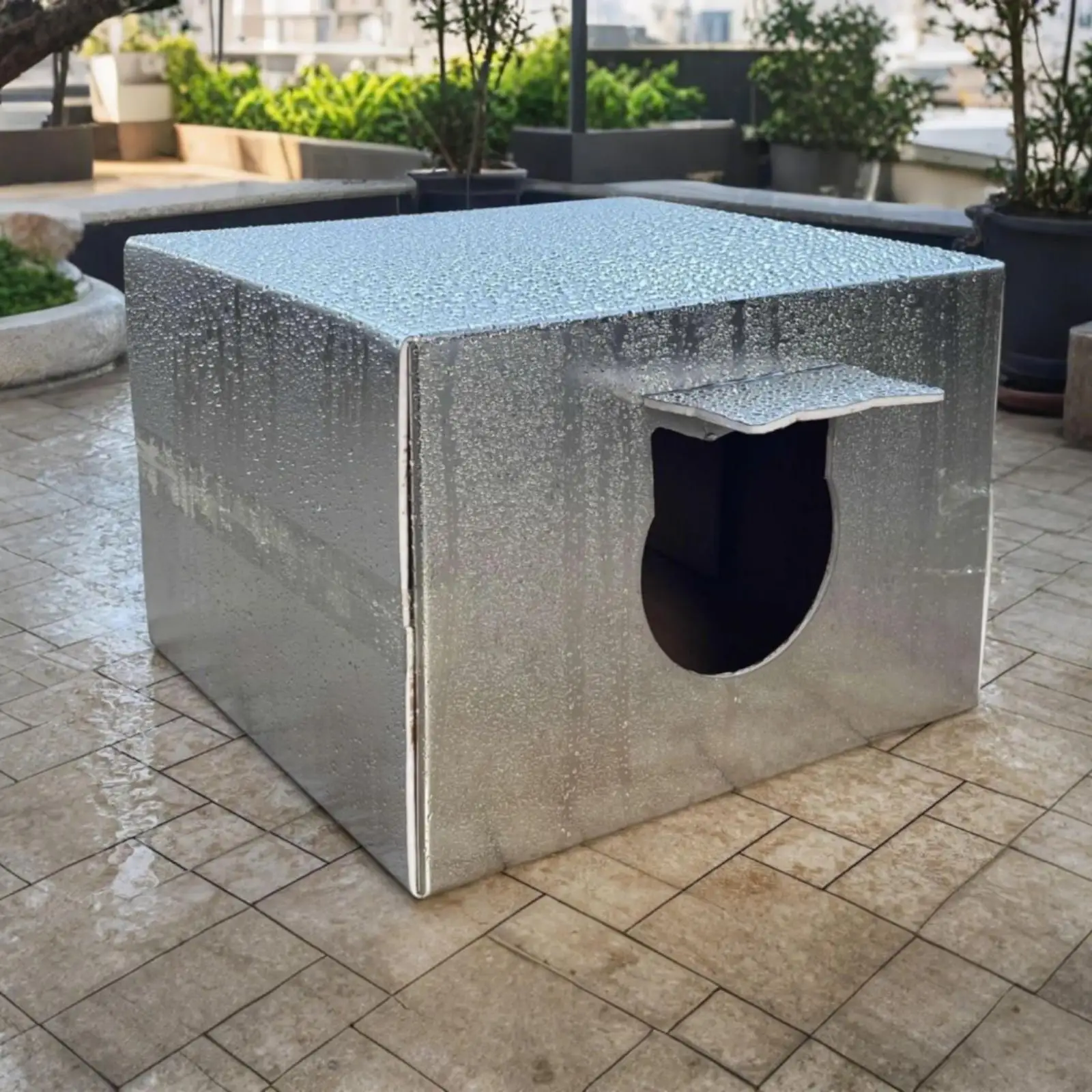 Weatherproof Cat Shelter with Rain Flap Reflective Insulated Outdoor Cat Shelter Low Maintenance Multi-Pet for Stray Cats