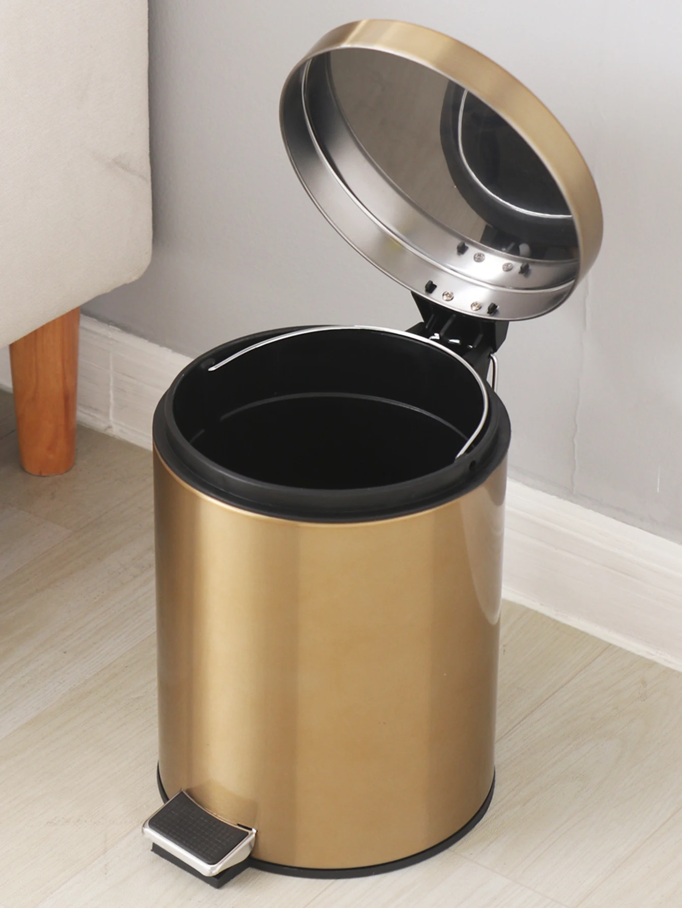 Modern 5L Stainless Steel Champagne Silent Hotel Bathroom Dust Bin and Kitchen Household Metal Waterproof Garbage Can Gold Foot