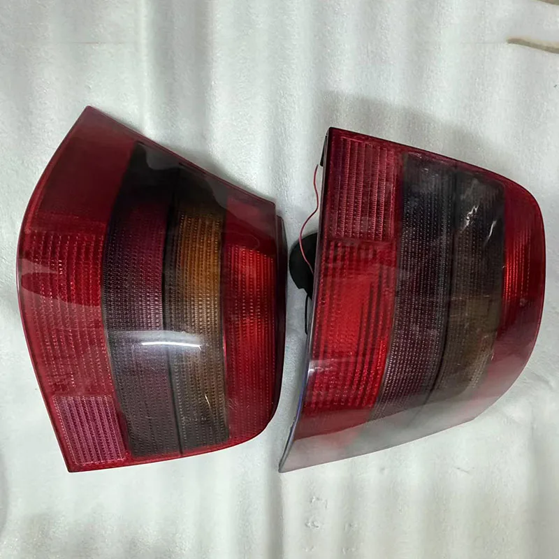 

For VW Bora Golf 4 MK4 Jett 1999-2009 Rear Taillight Assembly Housing