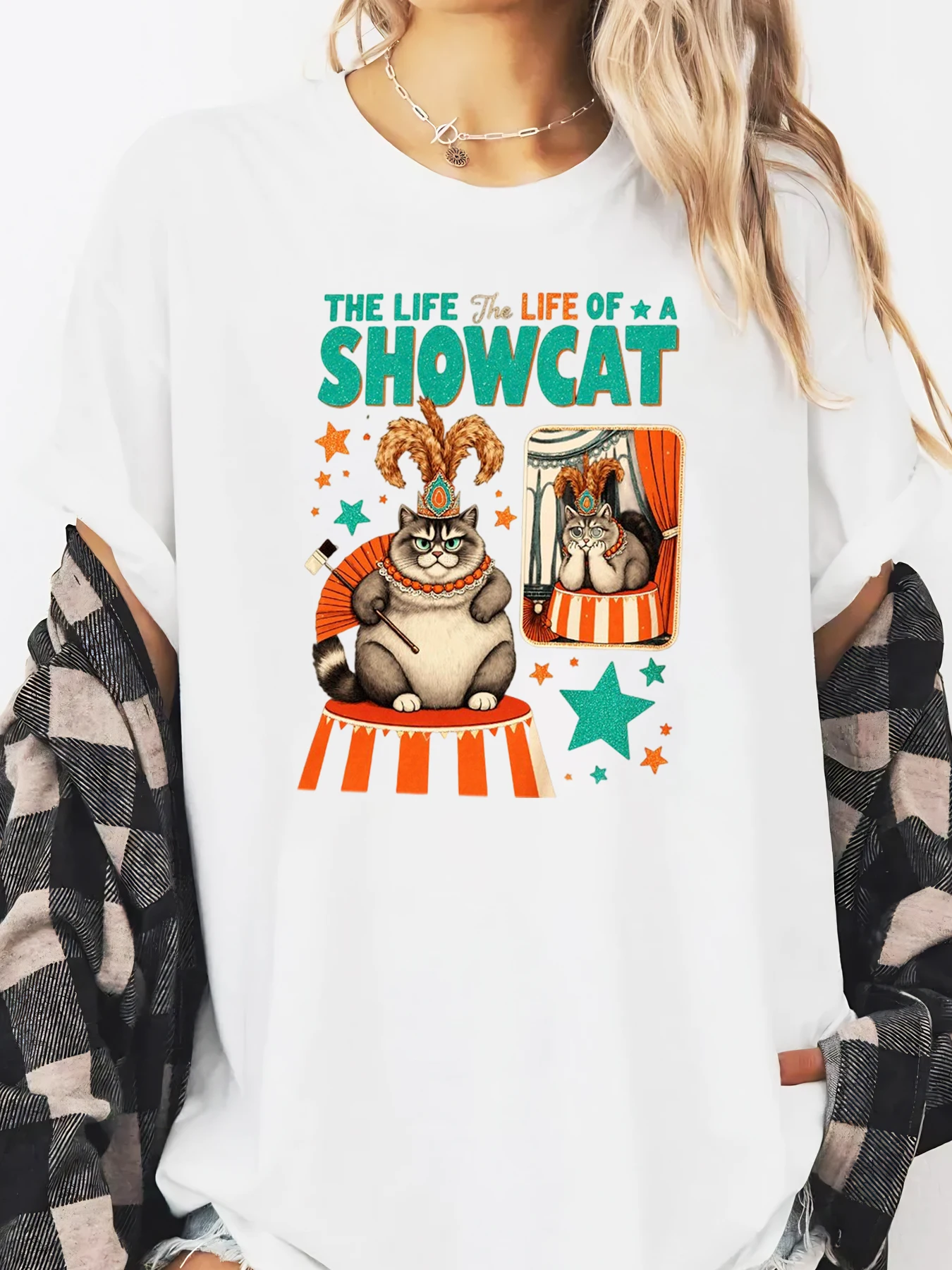 Showcat Circus Cat Print The Life of a Showcat Graphic Tee Women Casual Wear Party Outfit White Plus-size