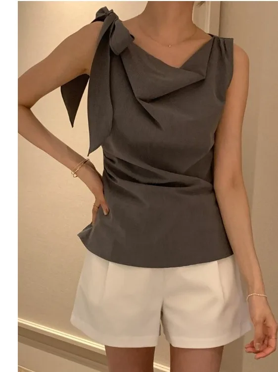 Elegant Women's Shirt Korean Style No Sleeve Belted Slimming Younger Looking Straight Cut Summer Fashion Ladies' Premium Blouse view 3