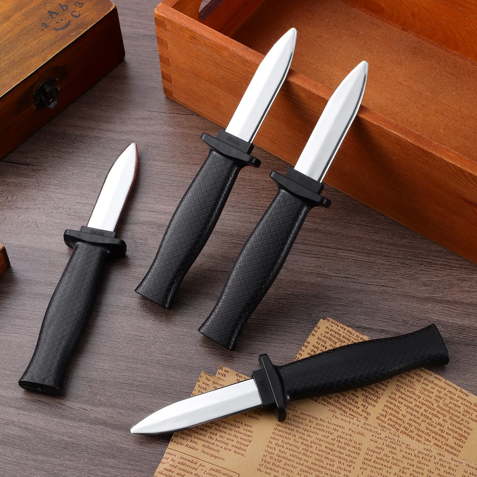 

Набор из 7 штук: выдвижные фальшивые игрушки-приколы для розыгрышей на День дураков, аксессуары для косплея и вечеринок