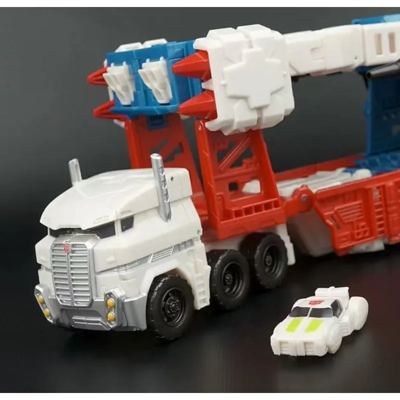 Originale Hasbro Transformers Toy GENERATION Classic 4.0 COMBINER WARS Leader-class ULTRA MAGNUS Anime Figure Model