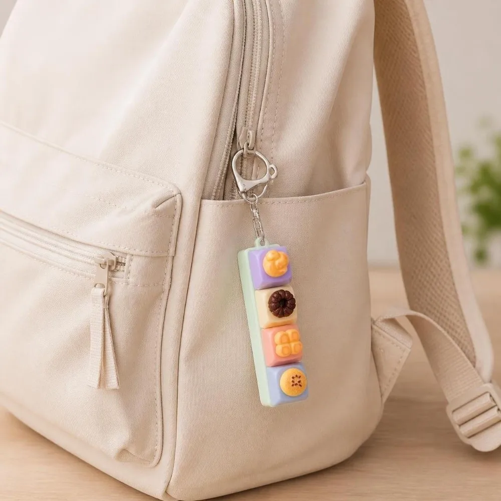 Cartoon 4-Key Bread Keychain Finger Button Dessert Shape Food Miniature Fidget Keycap Funny Simulation Food Fidget Keychain
