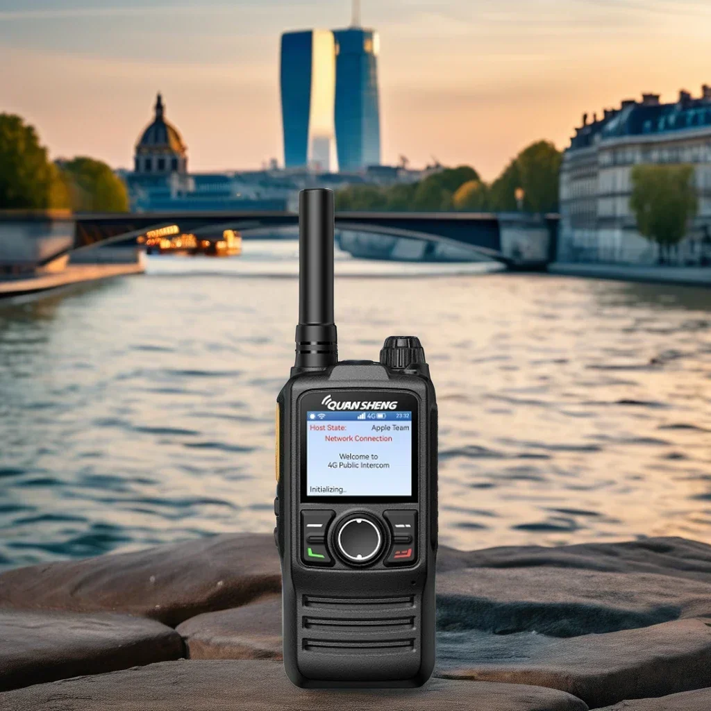 

IP-700A 4G PoC Radio IP54 GPS Walkie Talkie Dual SIM Card CAT4 Two Way Radio Linux Unlimited Communication