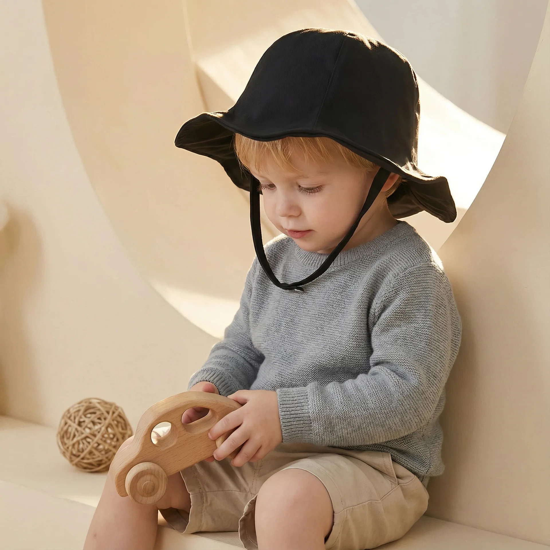 3M-3YJapanese-style leaf-shaped lightweight cross-button breathable fishing hat for children with sun protection function