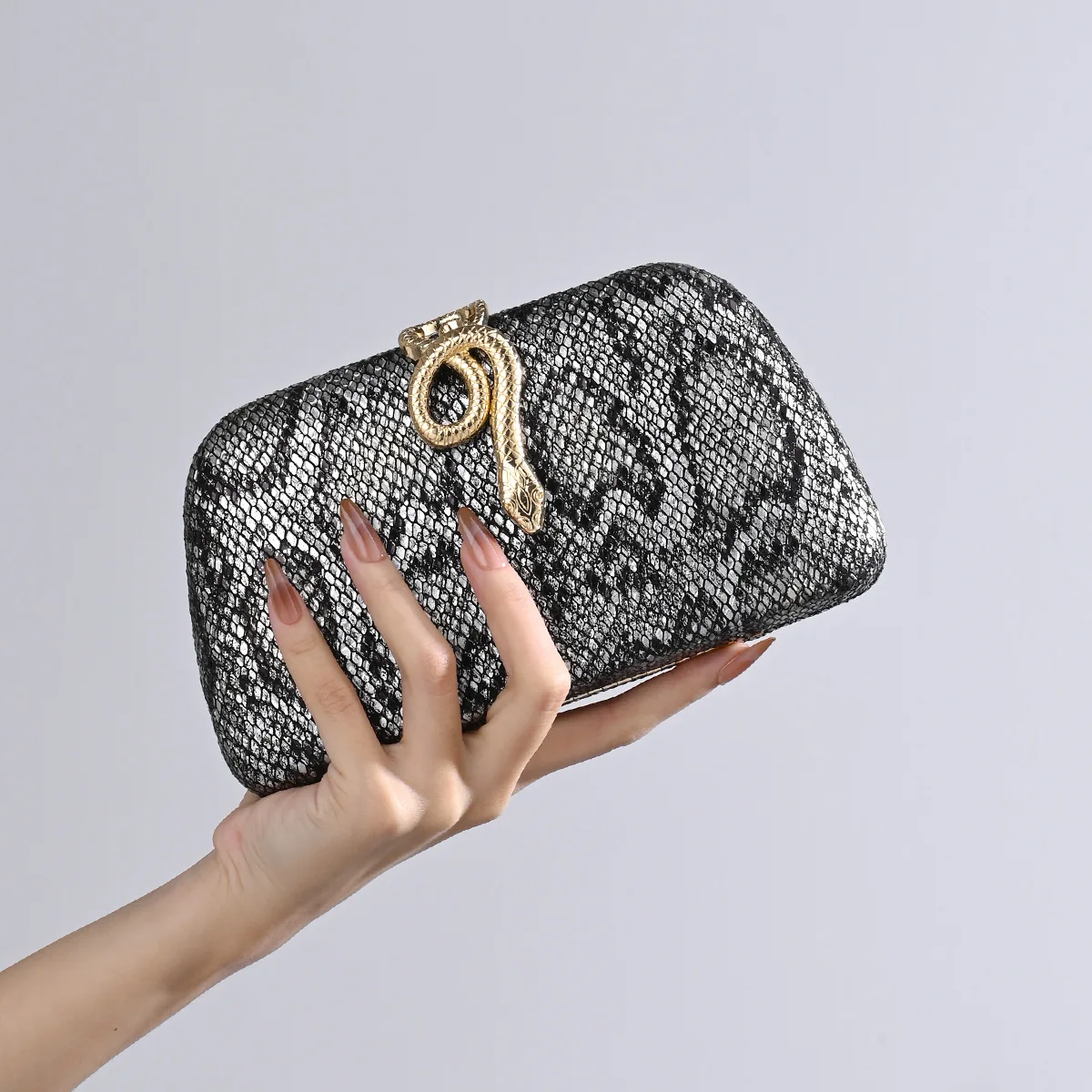 

Serpentine Bucket Evening Bags Luxury Chain Shoulder Crossbody Bags Ladies Party Wedding Clutch Ladies Purse Handbags