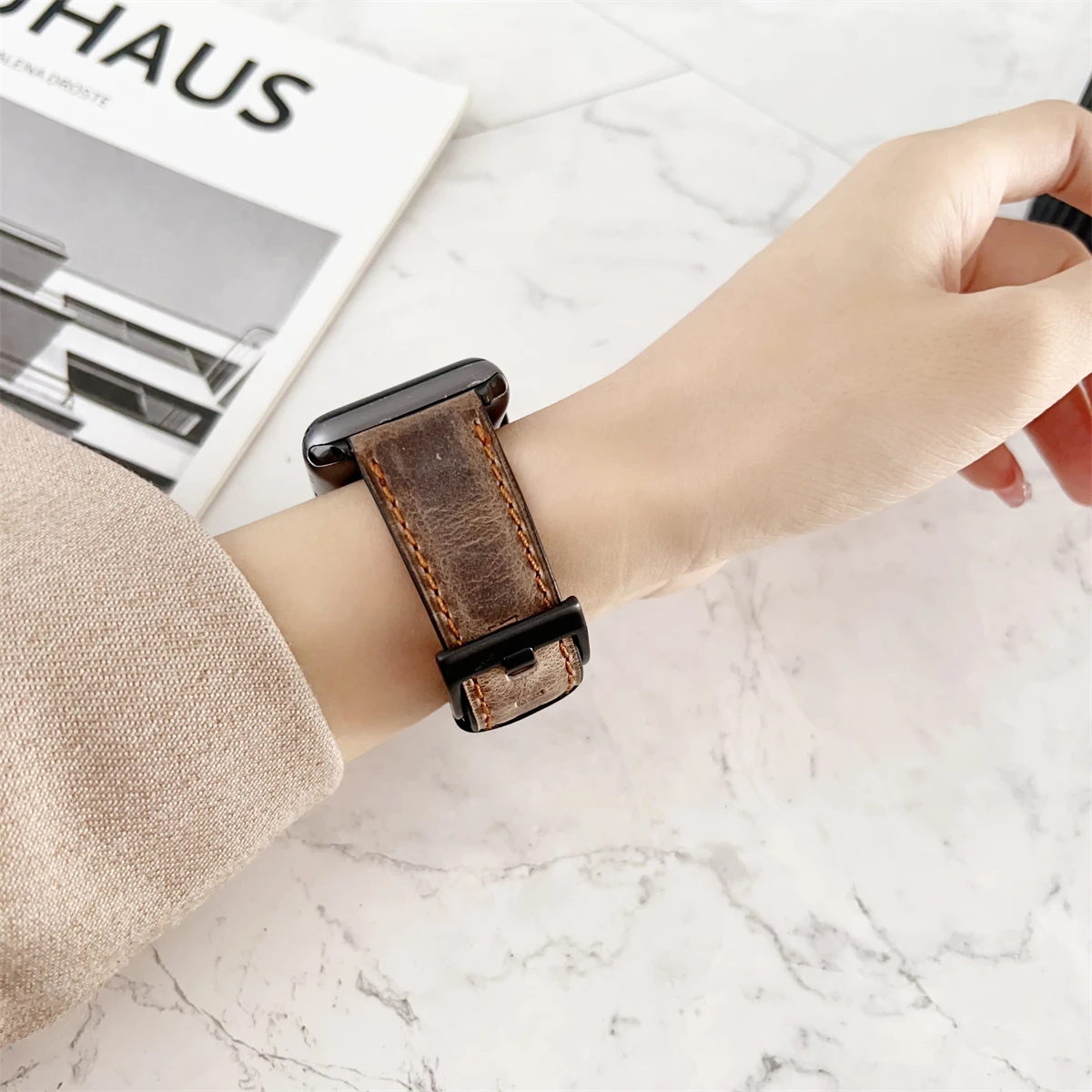 Kellon ranneke iWatchille 42/44/45/46/49mm 38/40/41mm PU-nahkainen muotikelloranneke Watch Series Ultra2 -sarjalle 10/9/8/7/6/5/4/3/2/1_voghion.com