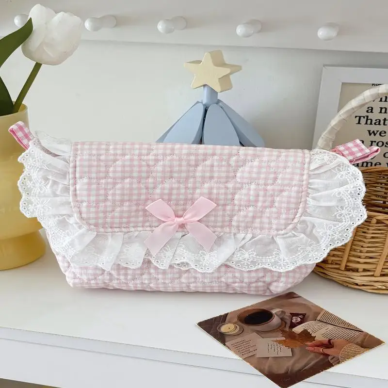 

Cute Lace Crossbody Bag Sweet Heart Outdoor Storage Bag Fresh Fashionable Lining Internal Compartment