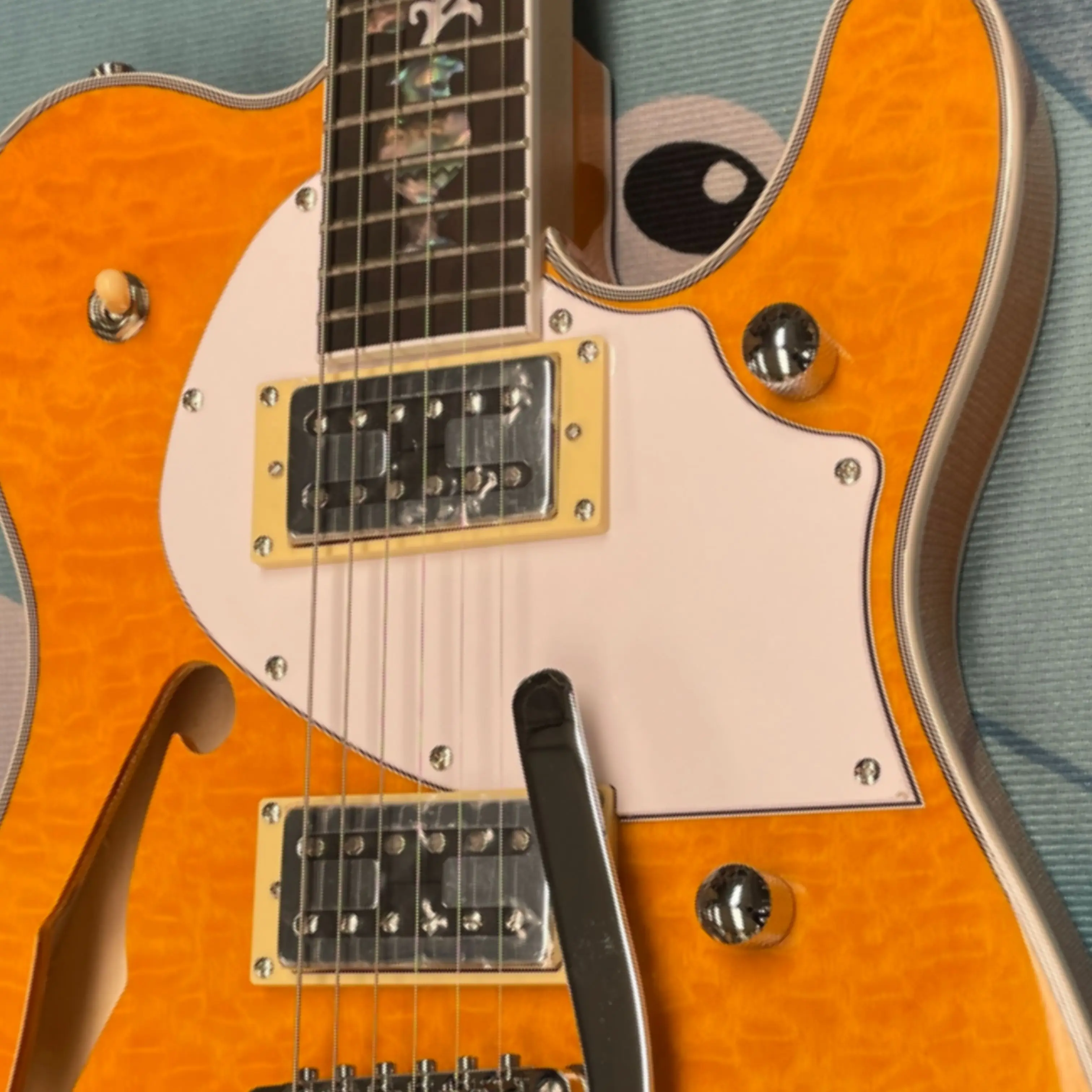 Luxury Amber High Gloss Semi-Hollow Electric Guitar, Fretboard Inlaid Vine Rose Pattern Guitars, Exquisite Body Binding Guitarra