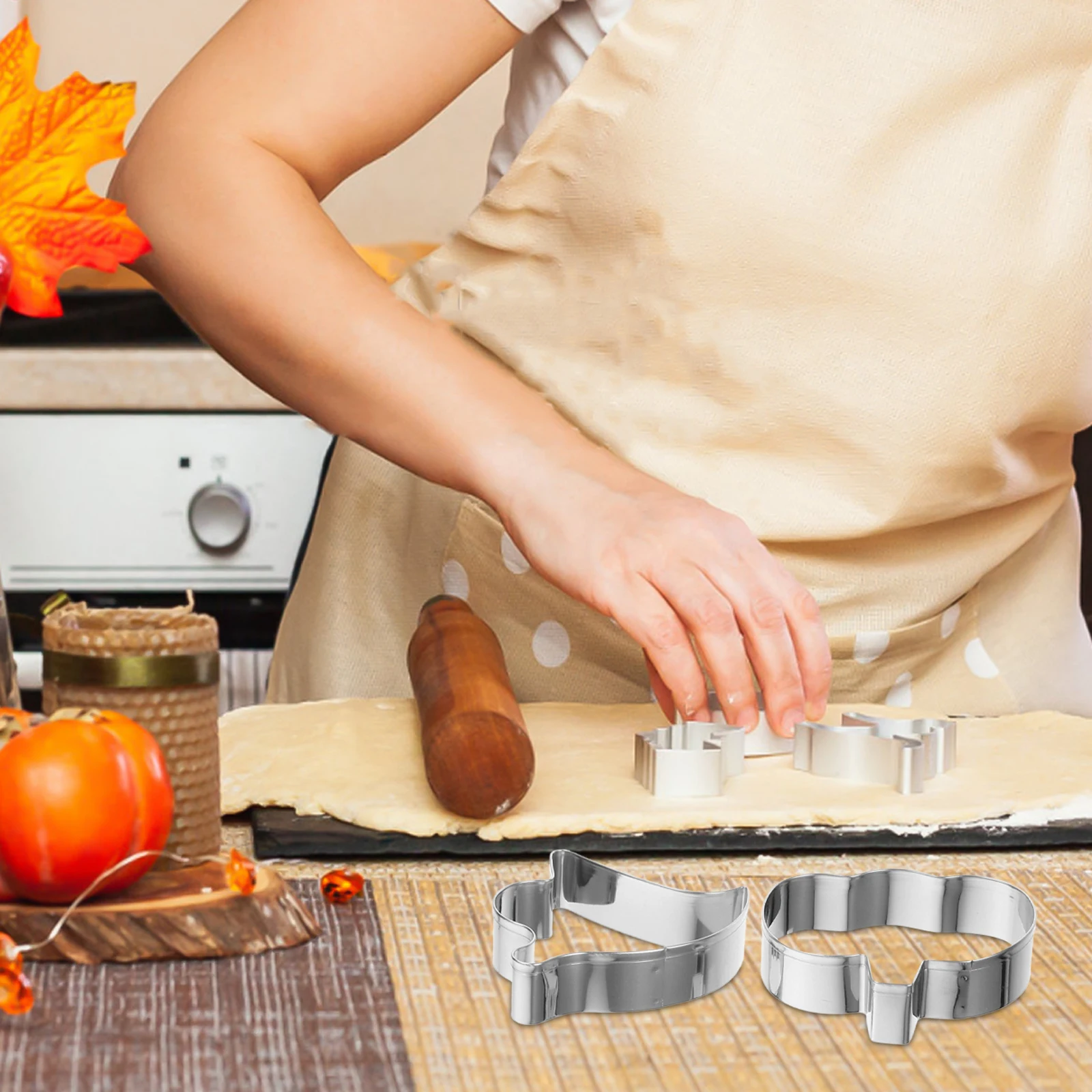 

7 Pcs Cookie Set Stainless Steel Mini Shapes Halloween Biscuit Mold Dough Cutters for Baking Small Treats Lightweight