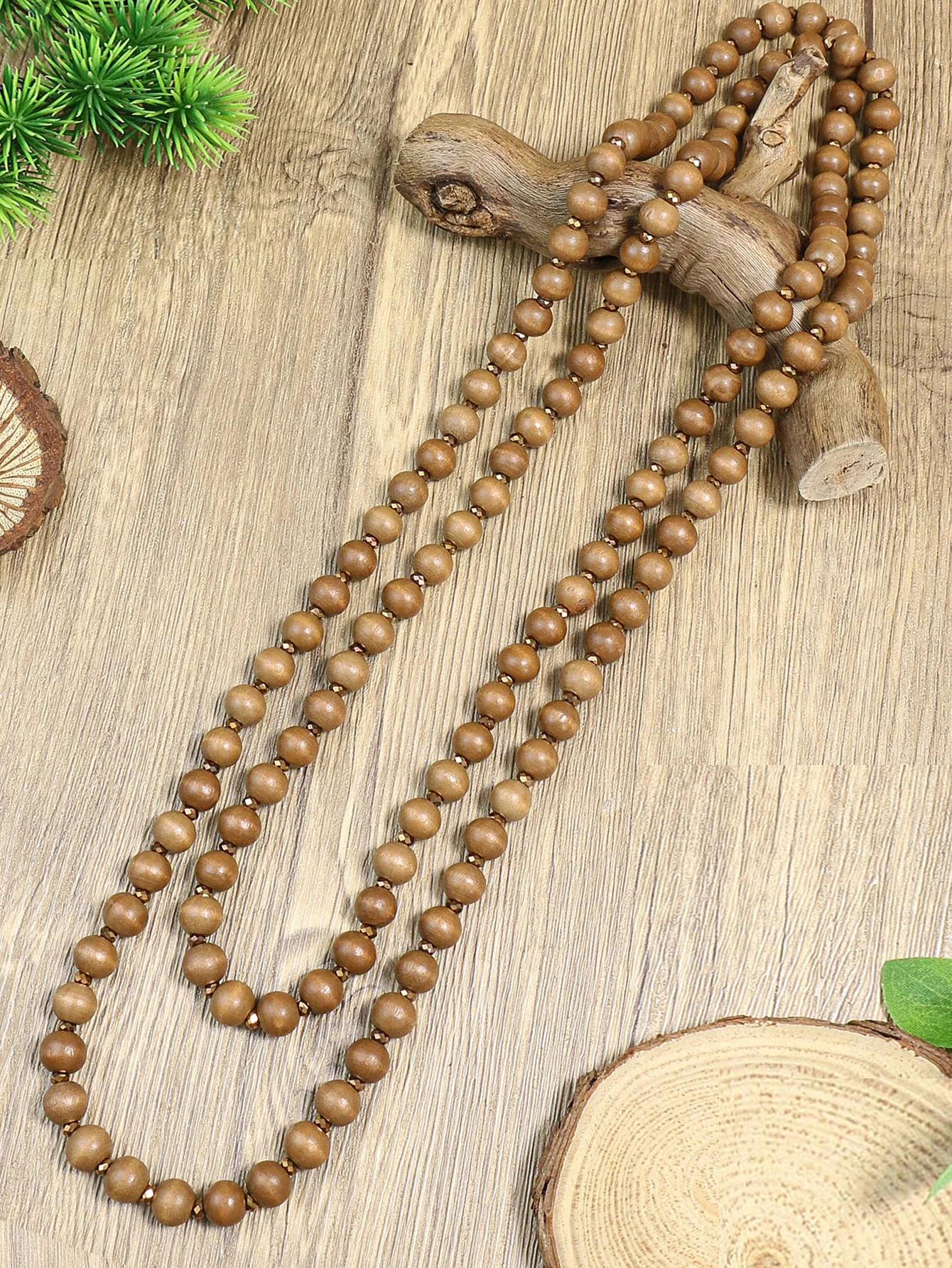 Vintage Minimalist  Fashionable Square Style And Temperament Type Long Wooden Bead Necklace With A Neutral Style