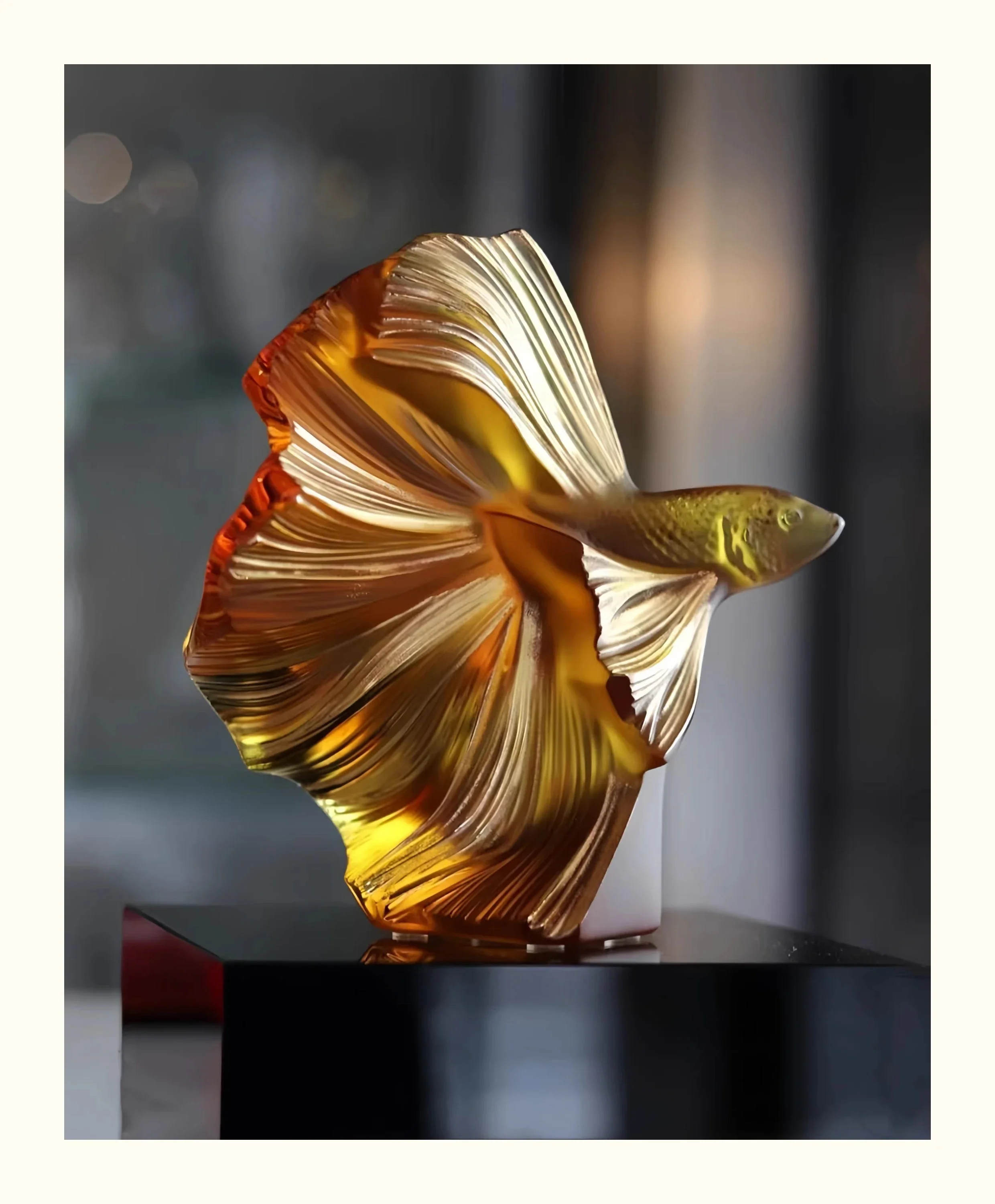 Light Luxury Art Crystal Peacock Fish Sculpture Crystal Peacock Fish Desktop Ornament For Blessing Gift