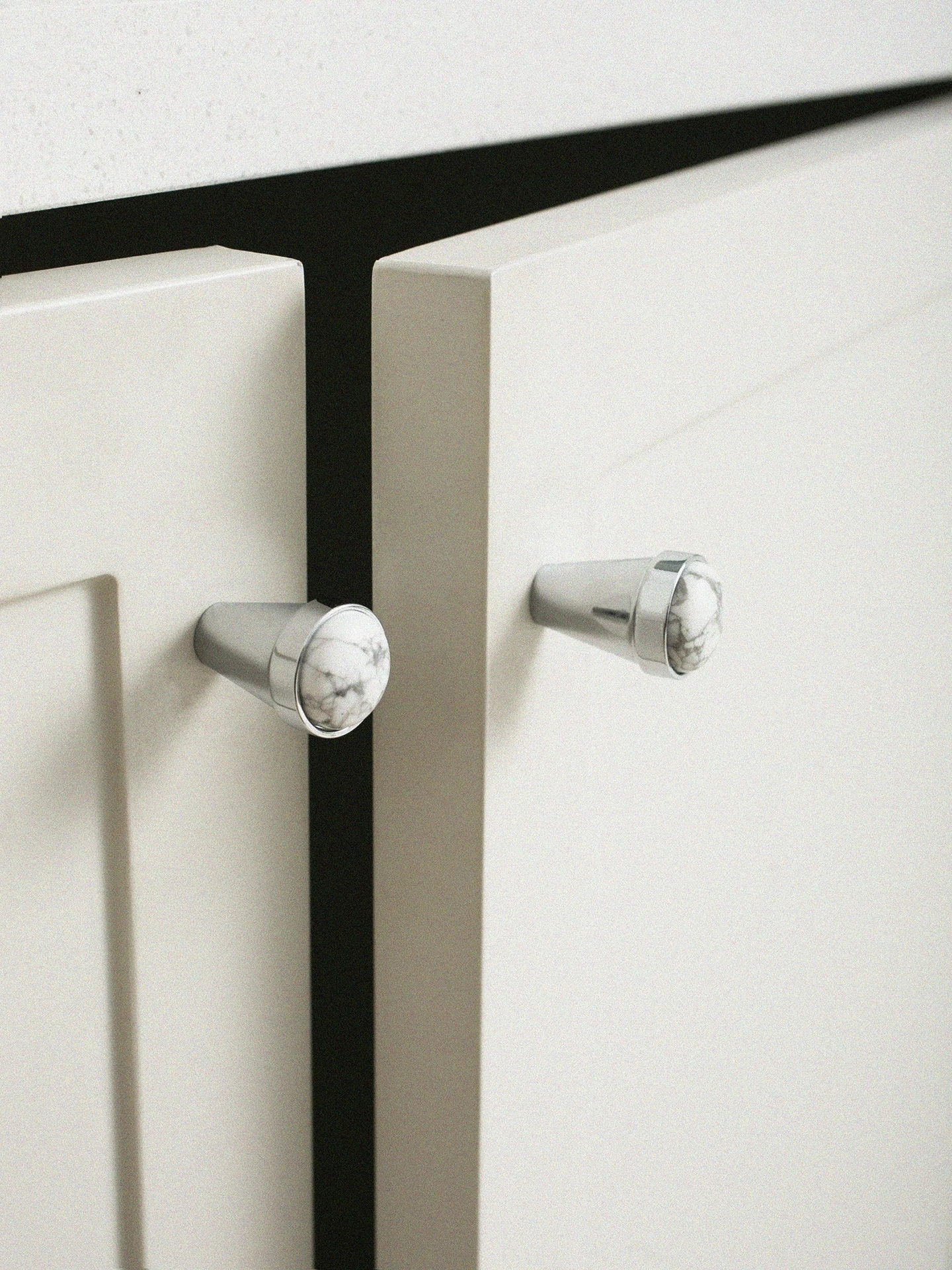 Furniture Handle Knob Gold/Silver White Pine Stone Wardrobe Door Handle Shoe Cabinet Drawer Solid Brass Single Hole Small Handle