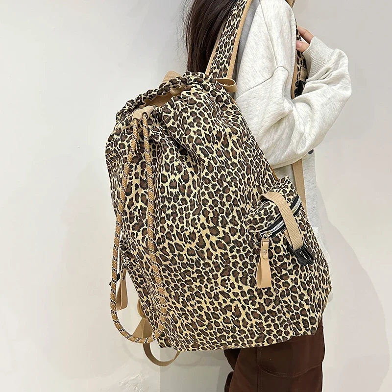 Hot Trendy Nylon Leopard Backpacks Large Capacity High Quality Sense of Luxury Designer Style School Bags for Women 2024 Fashion