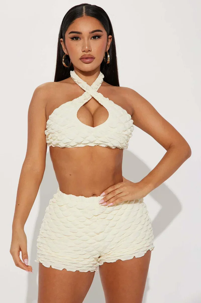 

GUWU Seersucker Women's Set Halter Neck Crop Top and Shorts Casual Summer Fitness Active Two 2 Piece Outfits Tracksuit