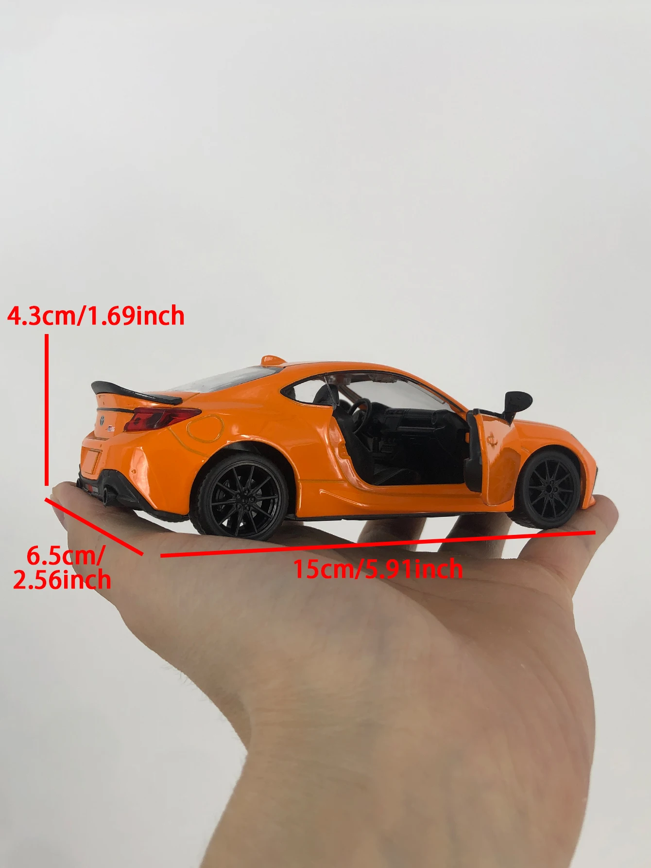 Modèle de voiture Toyota GR86 en alliage de zinc simulé 1: 28, ornement statique, voiture cadeau de collection en métal