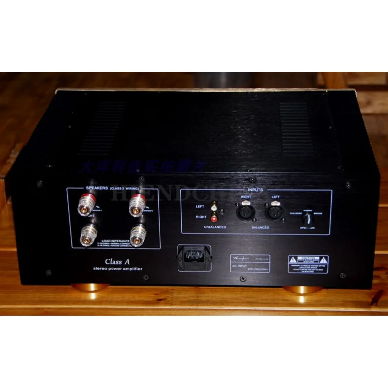 Accuphase A-35 แบบจําลองการทํางาน Pure Class A 30 W x 2 เป็น 8Ω 3 การกําหนดค่าแบบกด-ดึงแบบขนาน เครื่องขยายสัญญาณเครื่องมือวัด