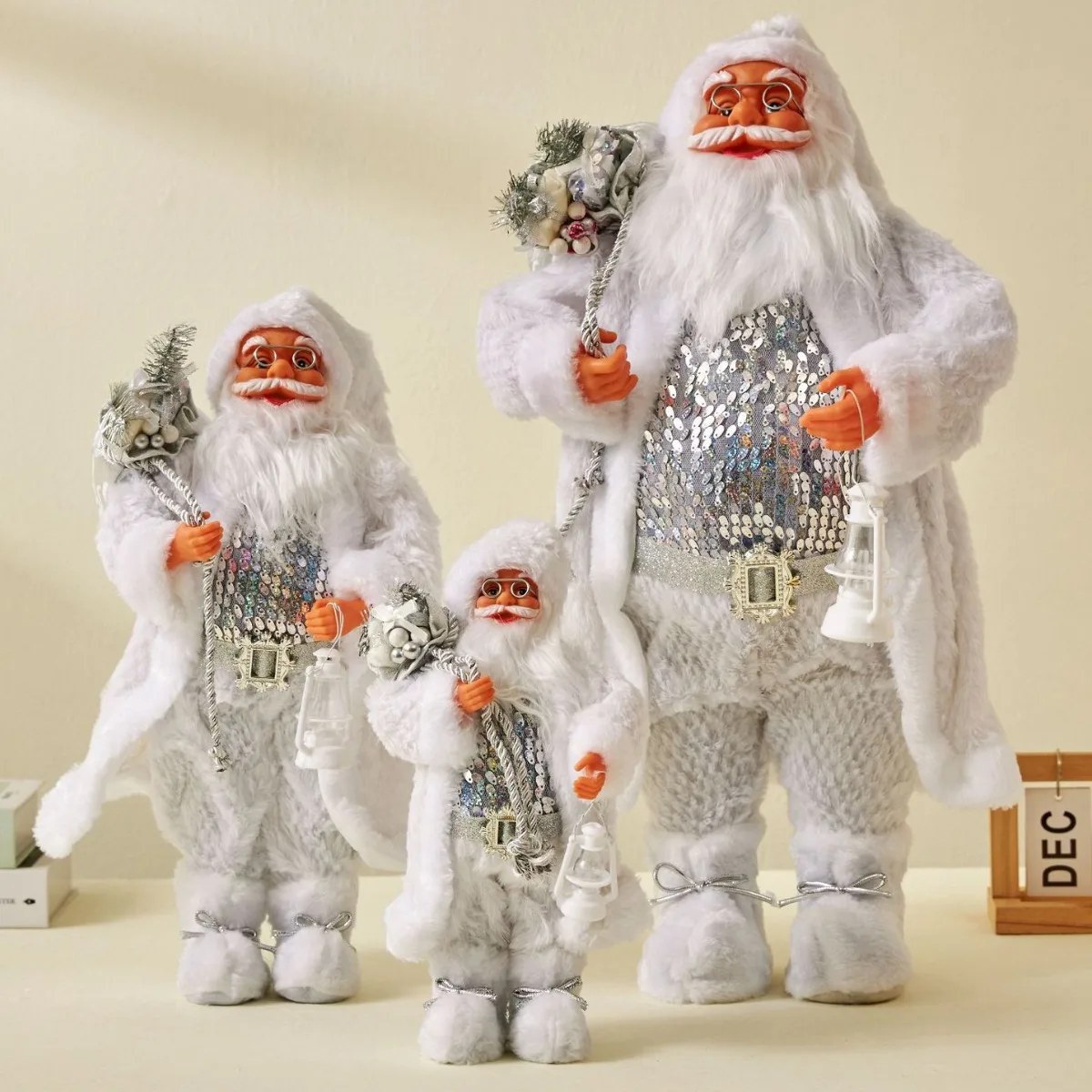 

Christmas Decoration 60cm/23.6 Inches Standing Santa Doll Christmas Home Party Decorations Happy New Year 2024