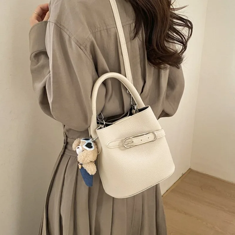 

Women's Casual Style Textured Bucket Handbag, Ideal for Daily Use, School Commute, Weekend Outings & Shopping Bags for Women