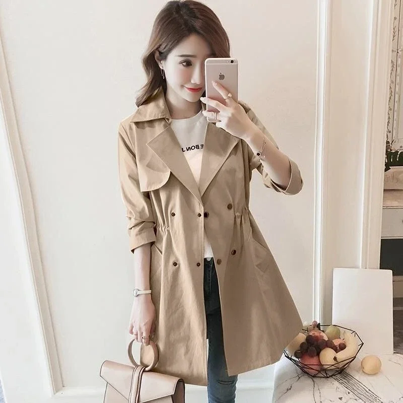 2025 Nuovo Trench coreano Petite Giacca da donna leggera primaverile autunnale Design ispessito di media lunghezza per corpi sottili