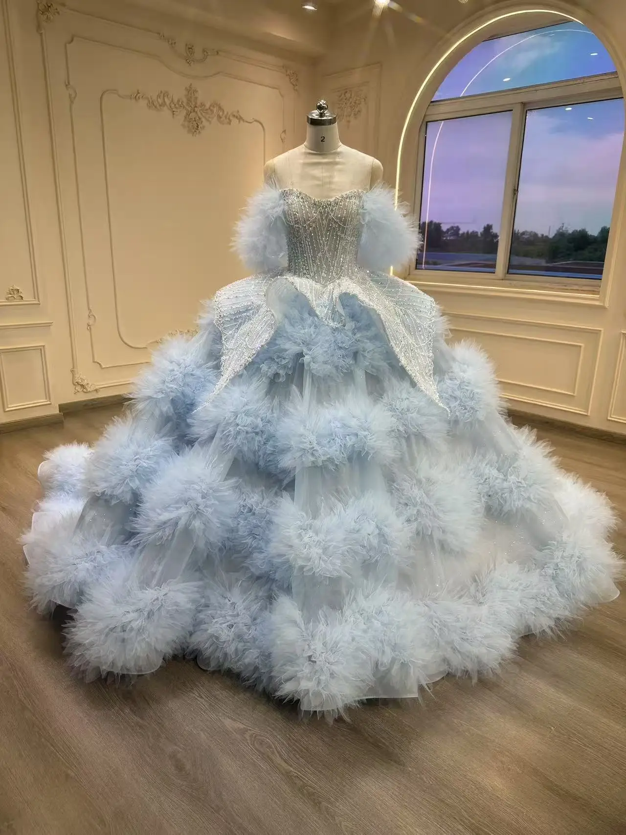 

2025 New Blue Ethereal Halter Wedding Dress for Adults Celebration Gown Elegant Fairy Tale Style Bridal Attire
