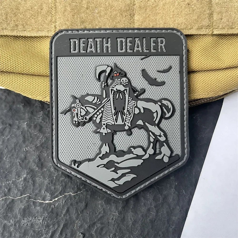 Parche táctico velcro gancho y bucle Death Dealer calavera - imagen 3