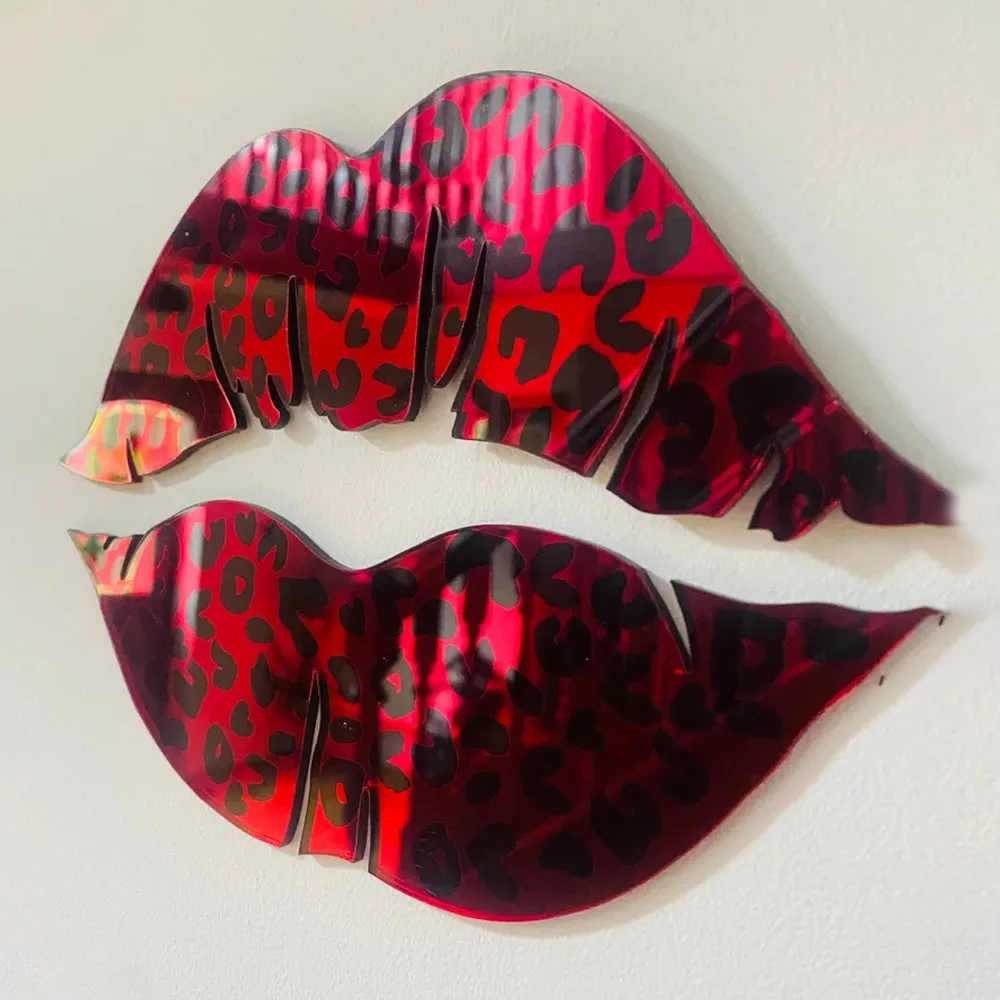 3D Leopard Mirrored Lips Wall Art Acrylic Lips Mirror Kiss Art Acrylic Lips Wall Decor Girls Dorm Room Decor Salon Decor