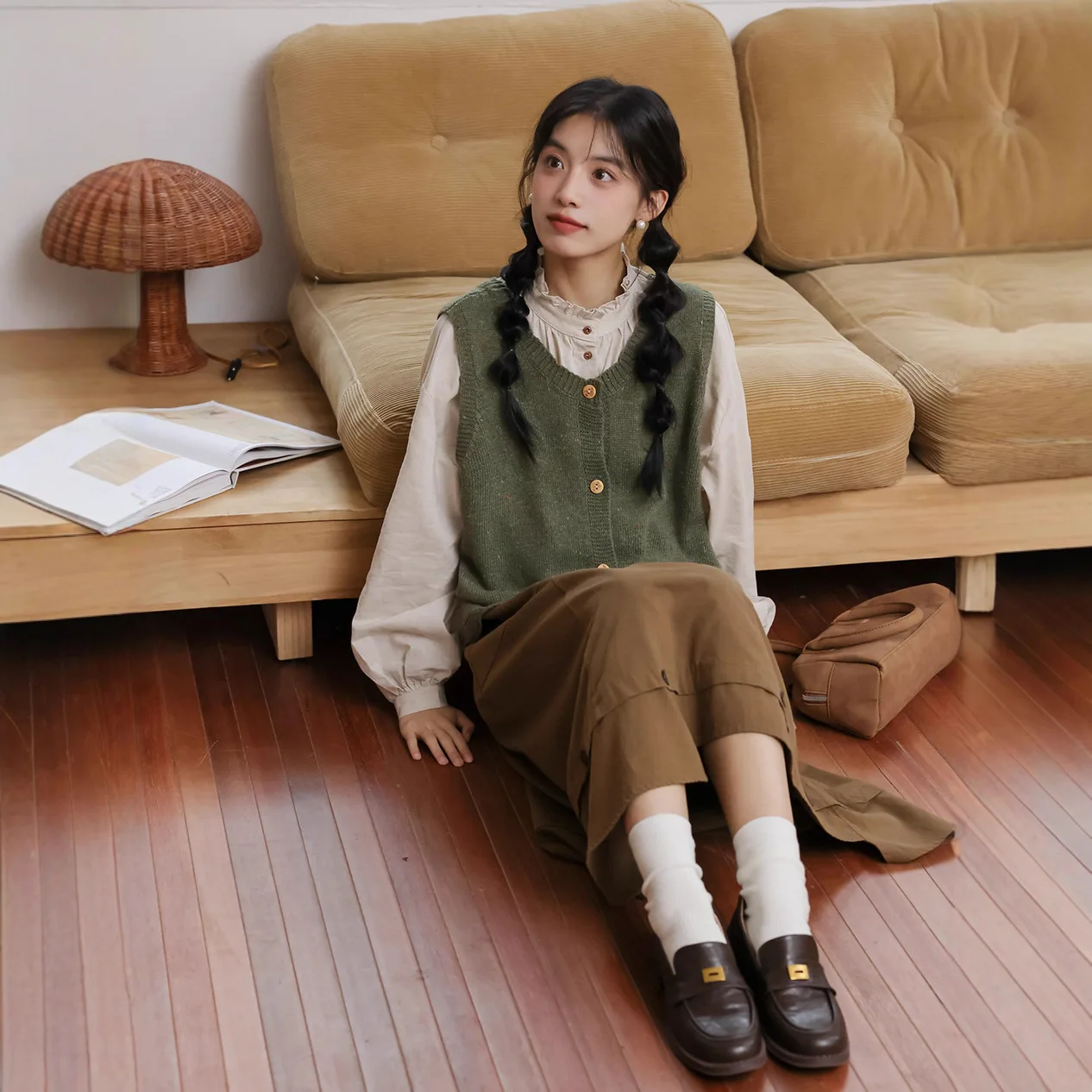 سترات صدريات سترة نسائية رفيعة Y2K امرأة الصيف التخسيس الحلو شيك بساطتها اقتصاص المؤنث الحديثة مخرمة محبوك متجدد الهواء