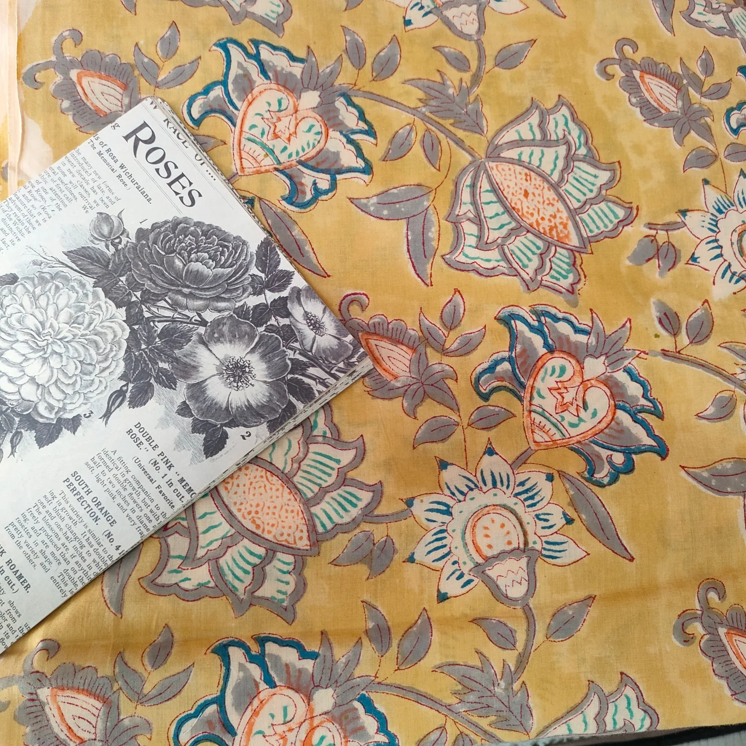 

India Block Print Yellow Floral 100% Cotton Fabric 60S Original Design Printing for Sewing Cloth Dresses Skirt Kids Designer