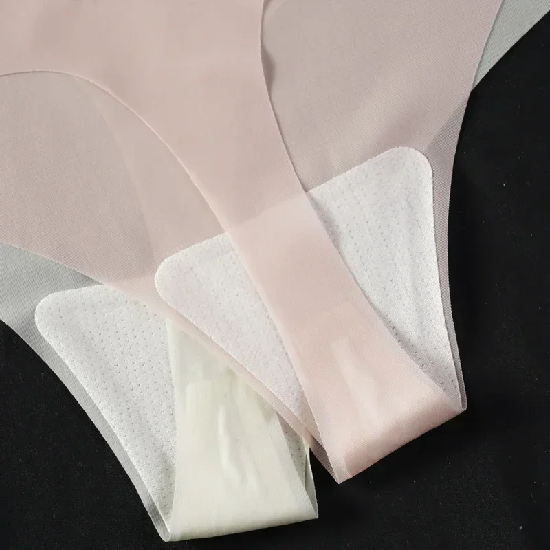 กางเกงชั้นในไร้ตะเข็บสำหรับฤดูร้อน ผ้าไหมน้ำแข็ง ผู้หญิง บางเฉียบ ระบายอากาศดี แห้งเร็ว ทรงที-ธอง