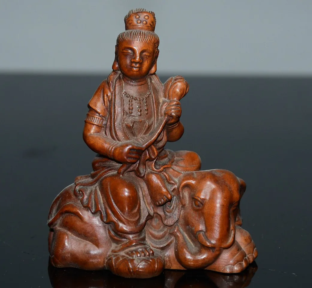 

4"Tibetan Temple Collection Old Boxwood Samantabhadra Bodhisattva Sitting Buddha Ornaments Worship Hall Town house