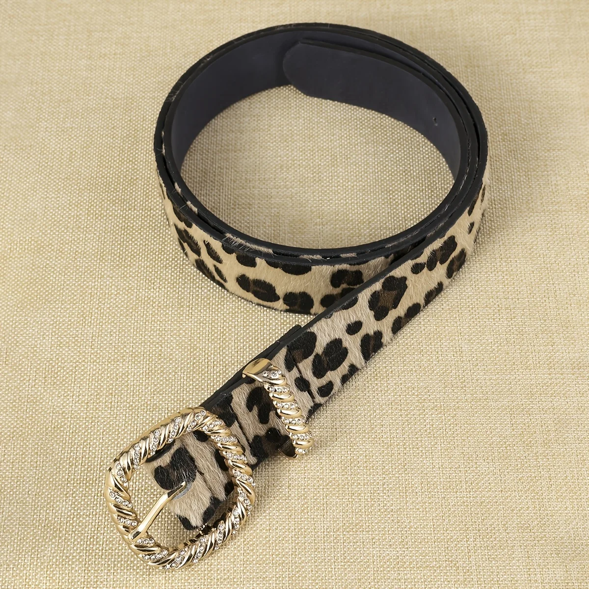 1 Women's Leopard Print PU Belt with Gold Buckle, Bohemian Style Fashionable, Introverted, Atmospheric, Simple