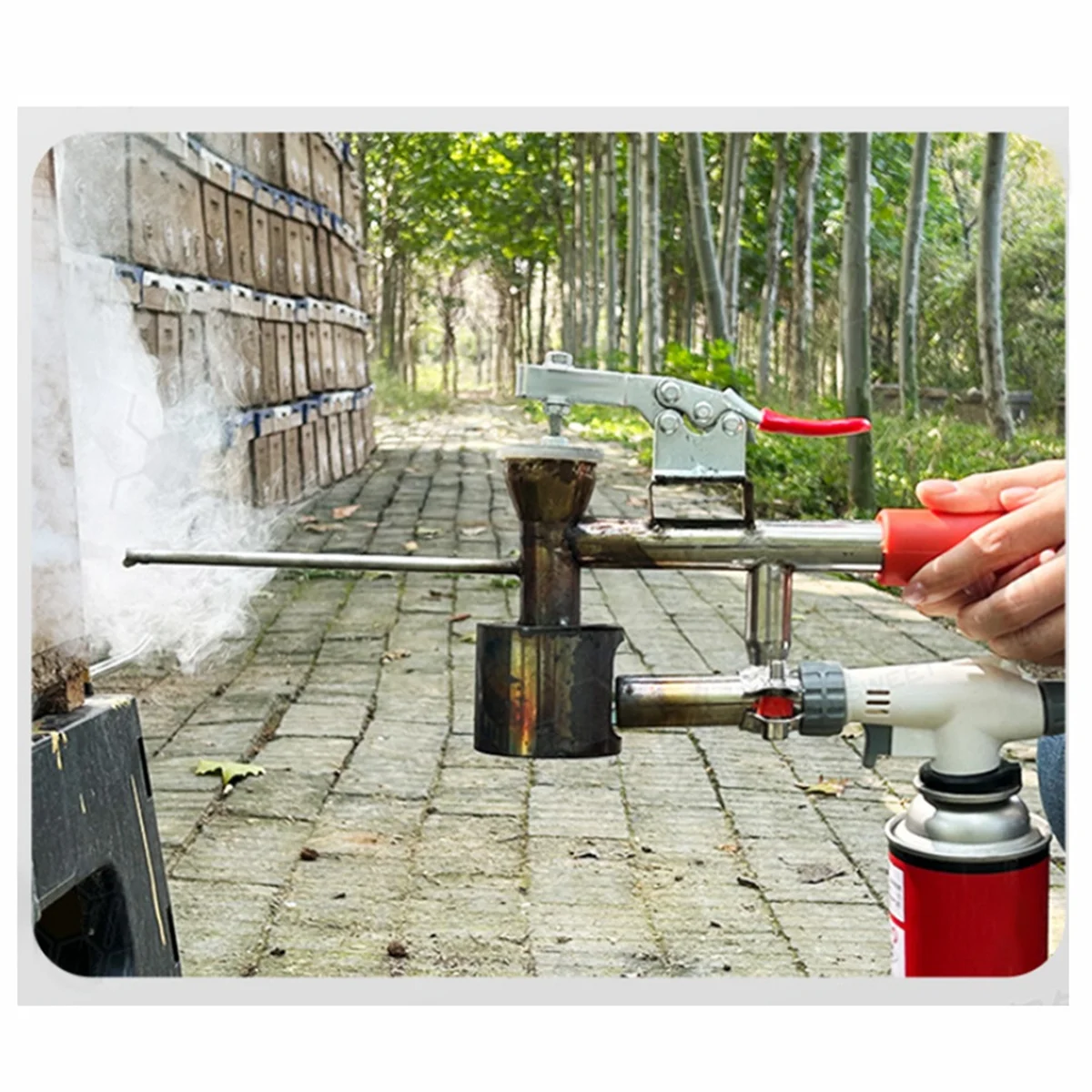 Urządzenie do leczenia roztoczy pszczelich Maszyna do mgły Atomizacja kwasu octowego Urządzenie do leczenia roztoczy Podgrzewany palacz Narzędzia pszczelarskie