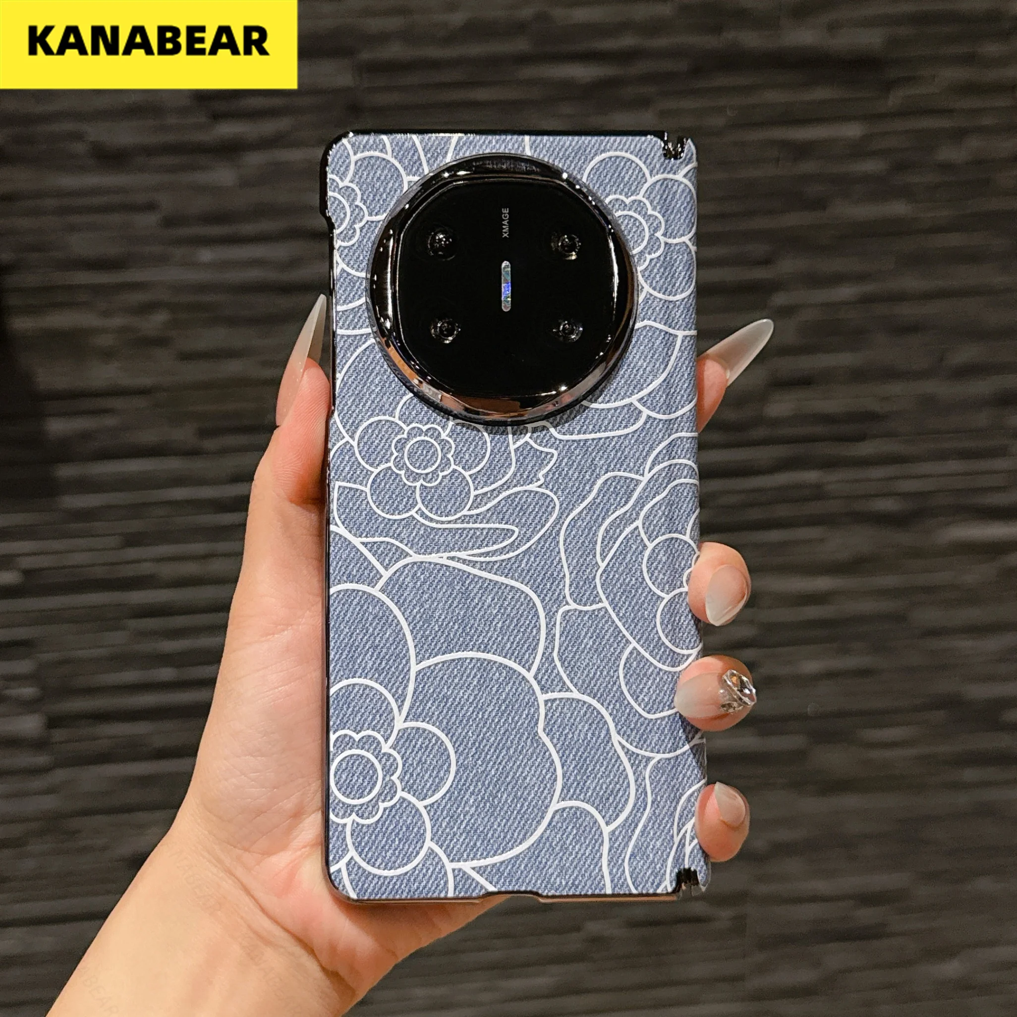 

Suitable for Huawei Mate X6: Foldable Phone Case, Embossed Camellia Denim Protective Cover with Magnetic Function