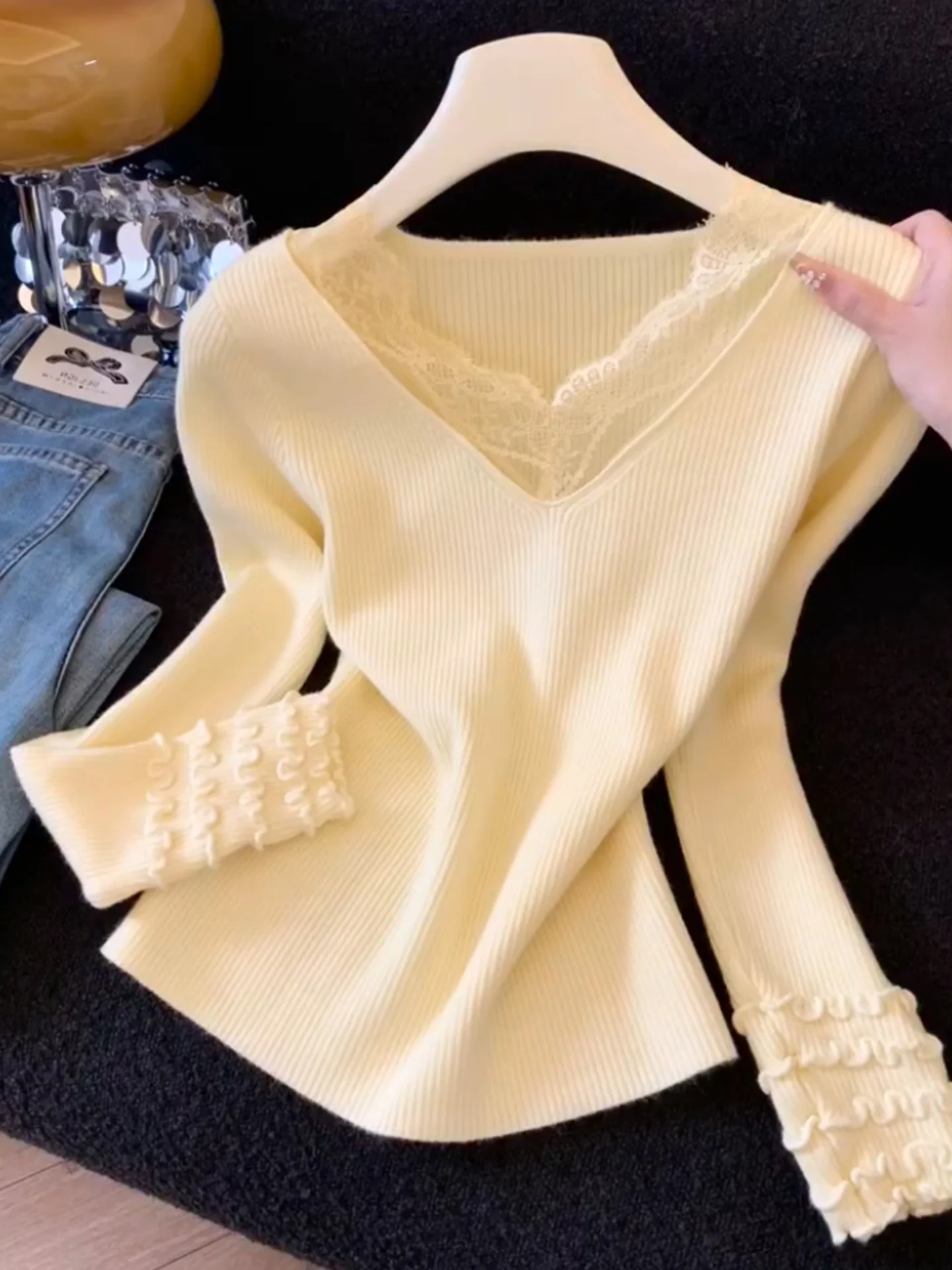 เสื้อถักลูกไม้คอวีทรงเข้ารูป รุ่น Pure Desire สำหรับฤดูหนาว สวมใส่สบาย เหมาะกับการเดินทาง ทรงปกติ แขนยาว