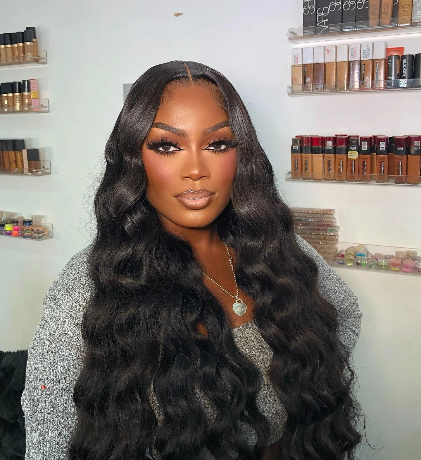 Wig rambut manusia gelombang tubuh tanpa lem 1B 5 × 5 wig Frontal renda transparan wig Put On dan Go ketebalan 200 wig rambut manusia depan