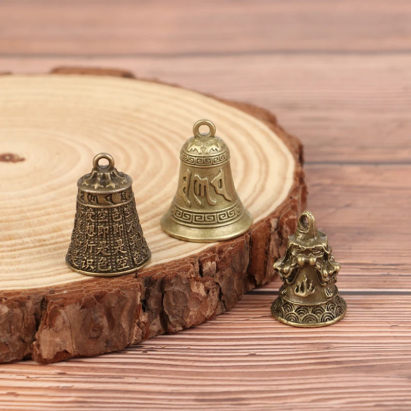 

Подвеска в виде автомобиля из антикварного сплава, колокольчик с тремя львами, винтажная мини-скульптура Гуаньинь в стиле ретро