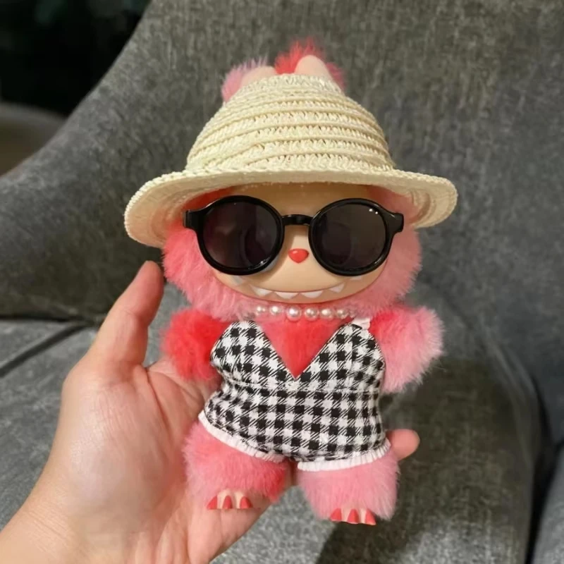 

Labubu 1st-3rd Gen 15-17cm Doll Vacation-Style Swimwear Outfit Straw Hat Sunglasses Checkered One-piece Swimsuit Pearl Necklace