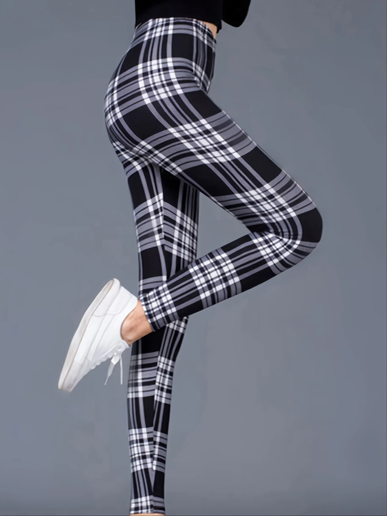 Women Mid‑Rise Fleece Lined Leggings Black White Plaid Print Soft Stretch Warm Ladies Casual Pants