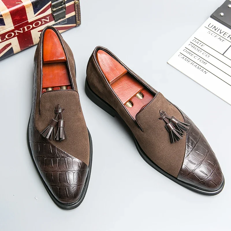 Mocasines italianos de marca de lujo de gamuza con diseño de borlas para hombre, zapatos de cuero hechos a mano de alta calidad, zapatos de boda, zapatos formales