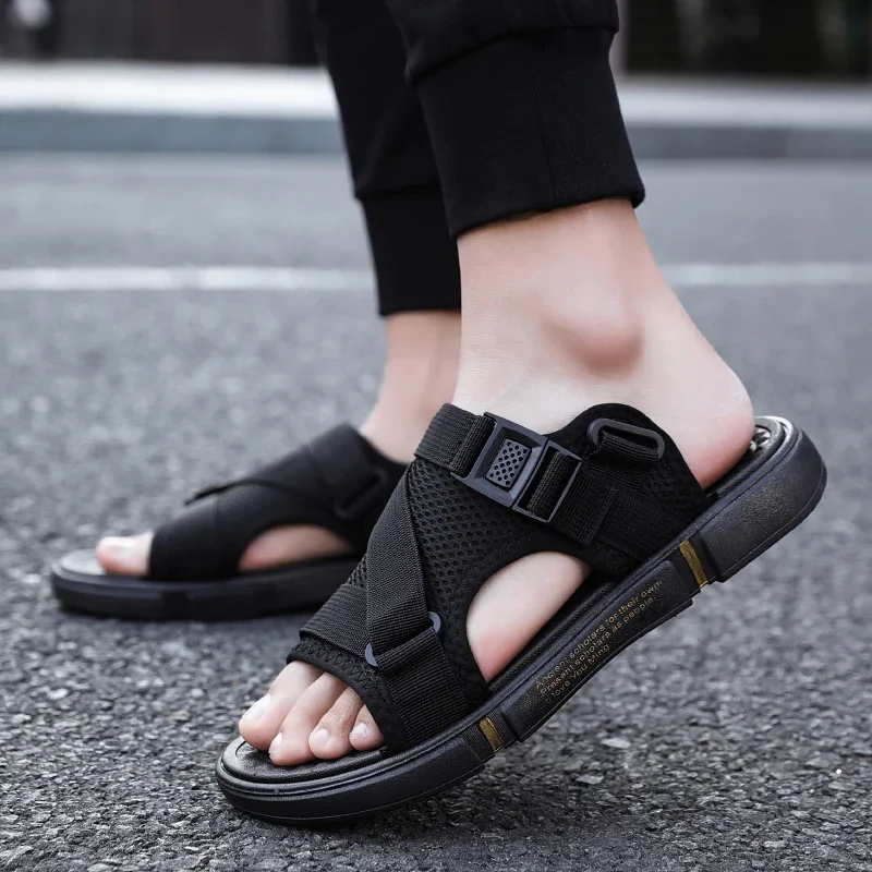 2025, The New Men's Sandals, Casual Sneaker Beach Shoes Portable Car Slippers with PVC Unique Grid Lining