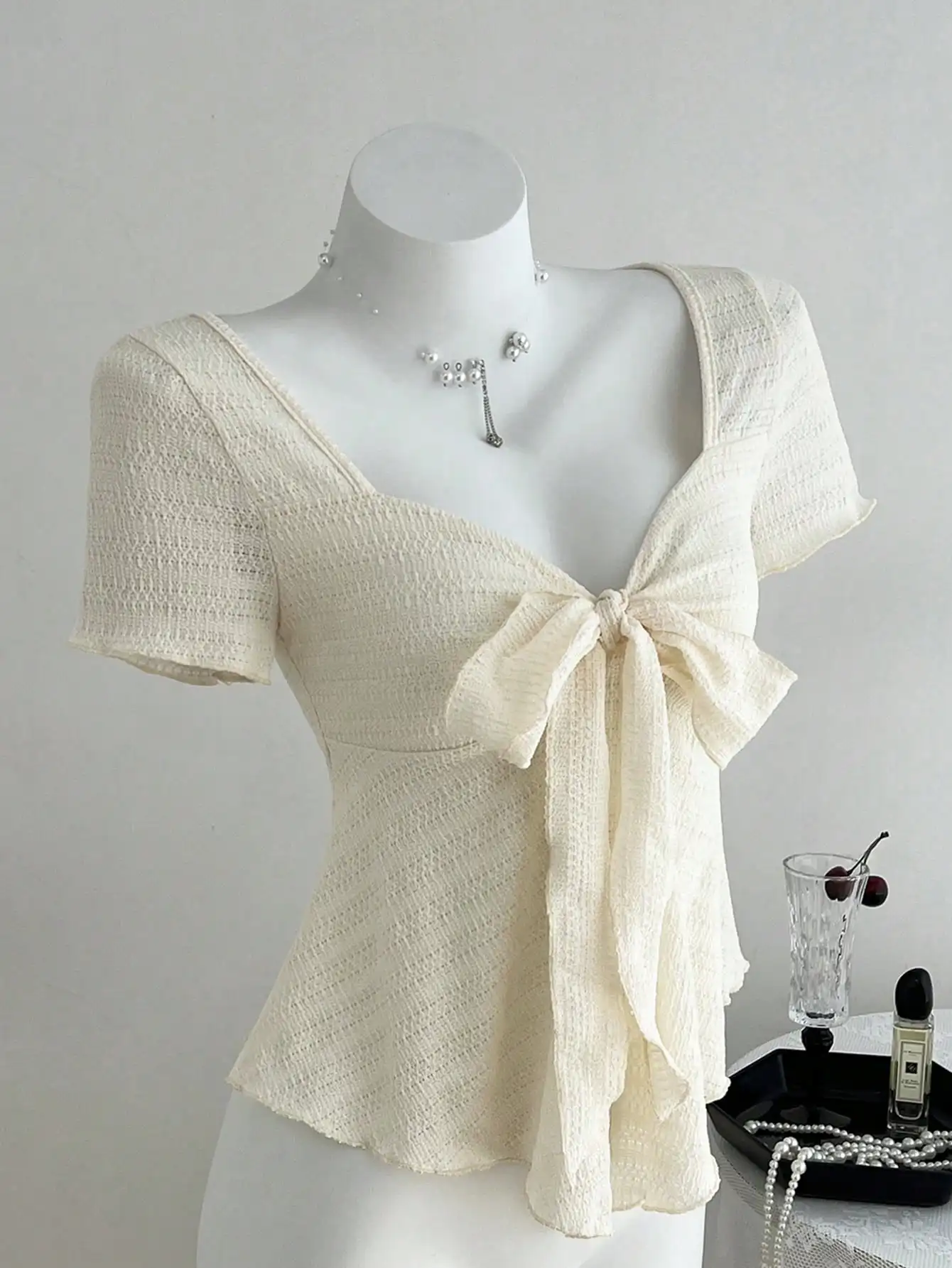 

Women's V-Neck Short Sleeve Tie Bow Top, Textured Fabric Bodycon T-Shirt for Spring Summer Casual Wear